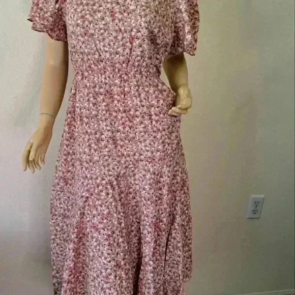 FLORAL DRESS WISHLIST DITSY  HANDKERCHIEF MAUVE MEDIUM - Picture 9 of 11